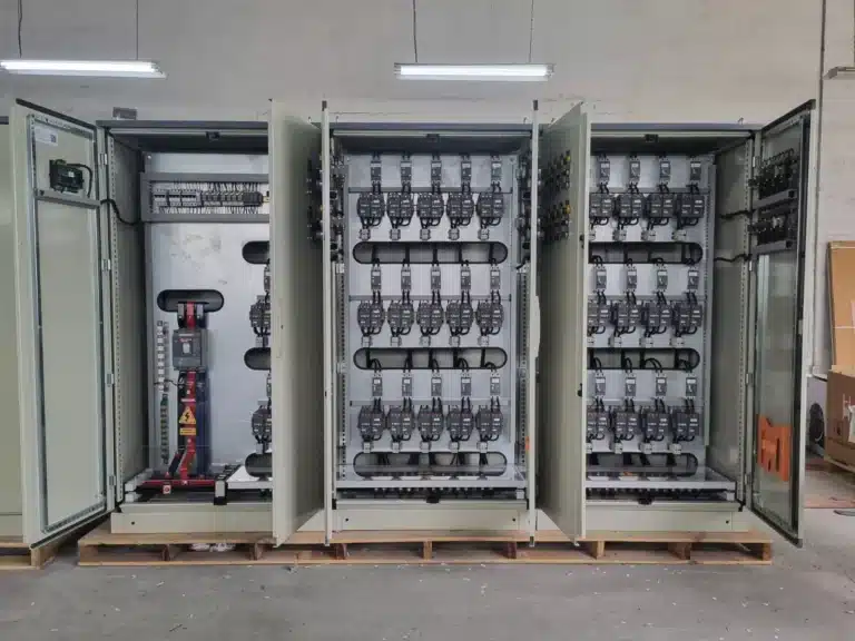 Tableros eléctricos industriales con interruptores en caja moldeada